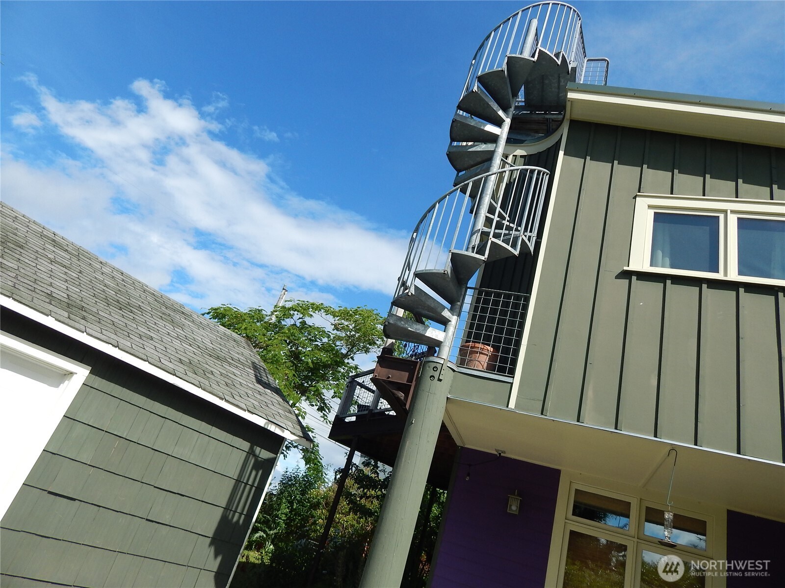 7321 35th Avenue Southwest Seattle, WA 98126 - Photo 4 of 35