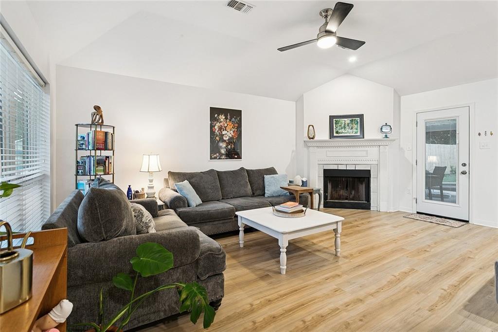 31 Cypress Meadow Loop Slidell, LA 70460 - Photo 4 of 16