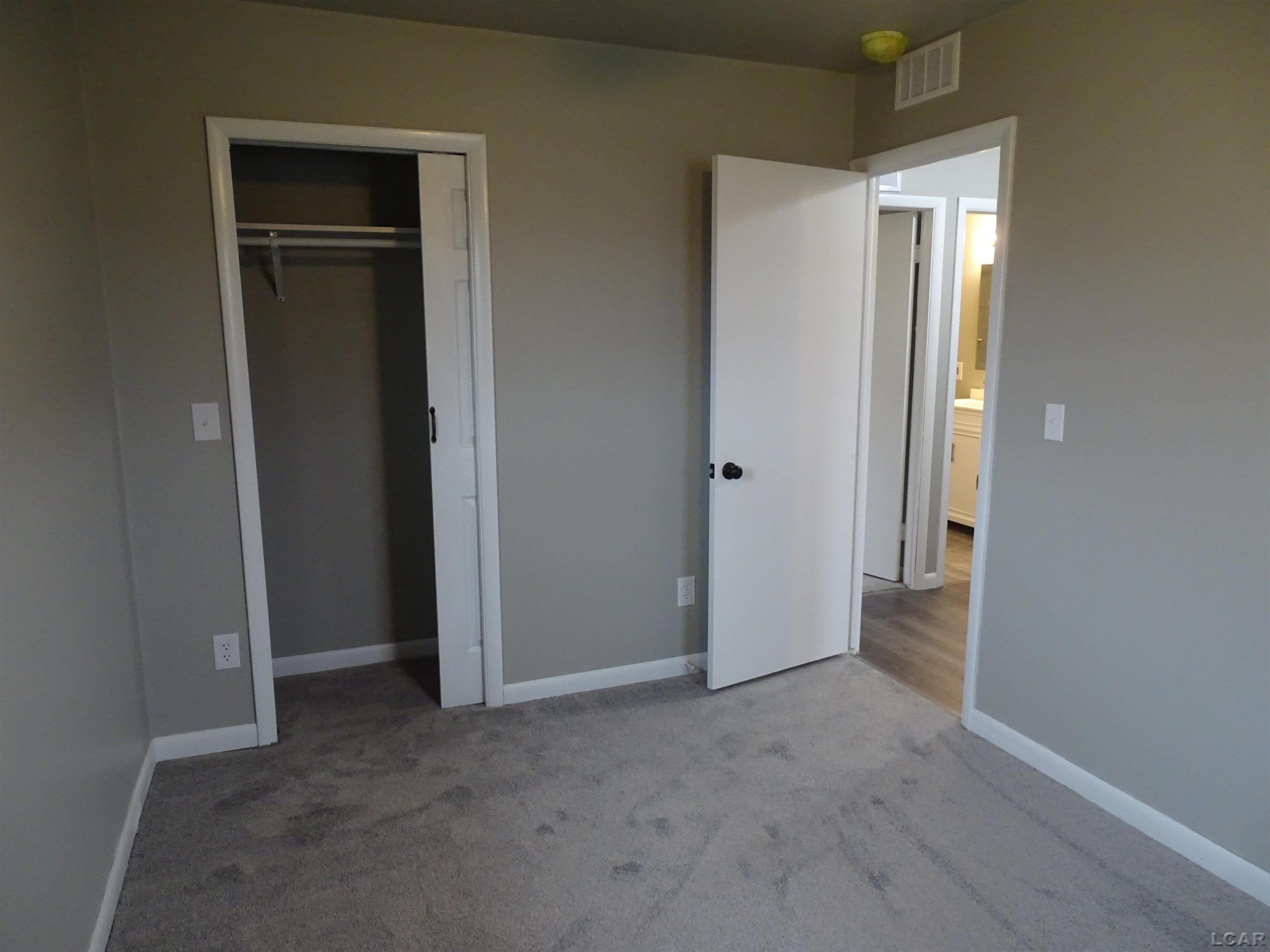 509 West Russell Road Tecumseh, MI 49286 - Photo 17 of 23