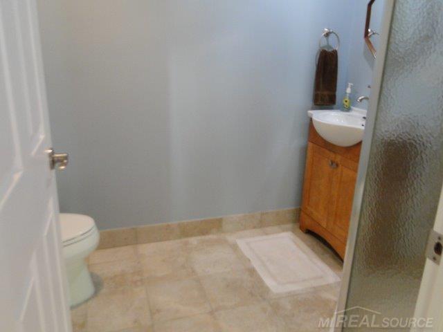 2224 Pheasant Ridge Lapeer, MI 48446 - Photo 32 of 44