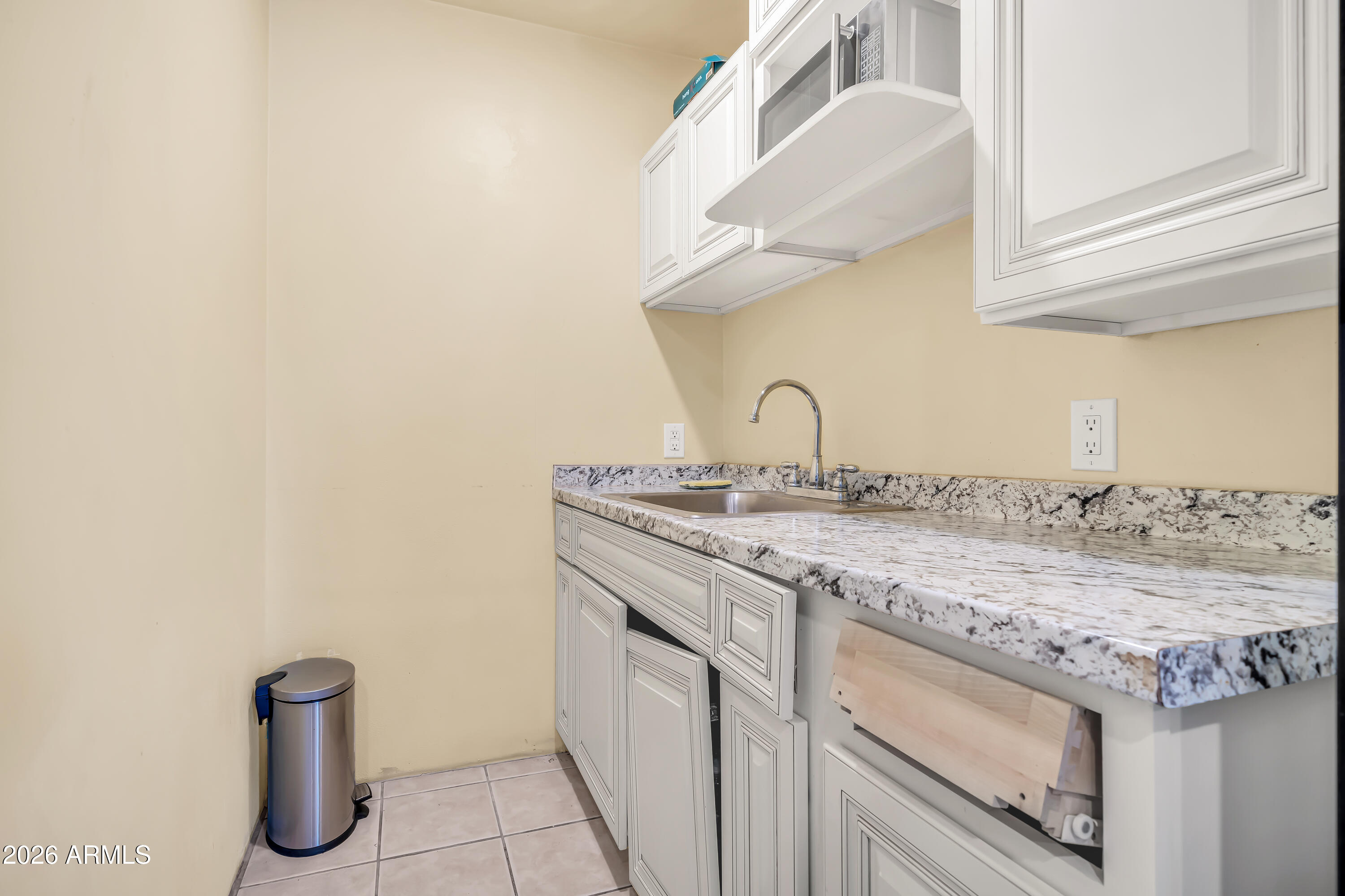 8933 West Roma Avenue Phoenix, AZ 85037 - Photo 19 of 23