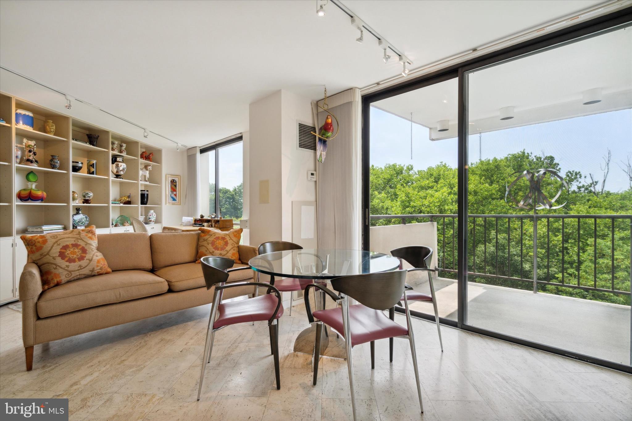 8302 Old York Road, Unit C61 Elkins Park, PA 19027 - Photo 18 of 29 Breakfast Room