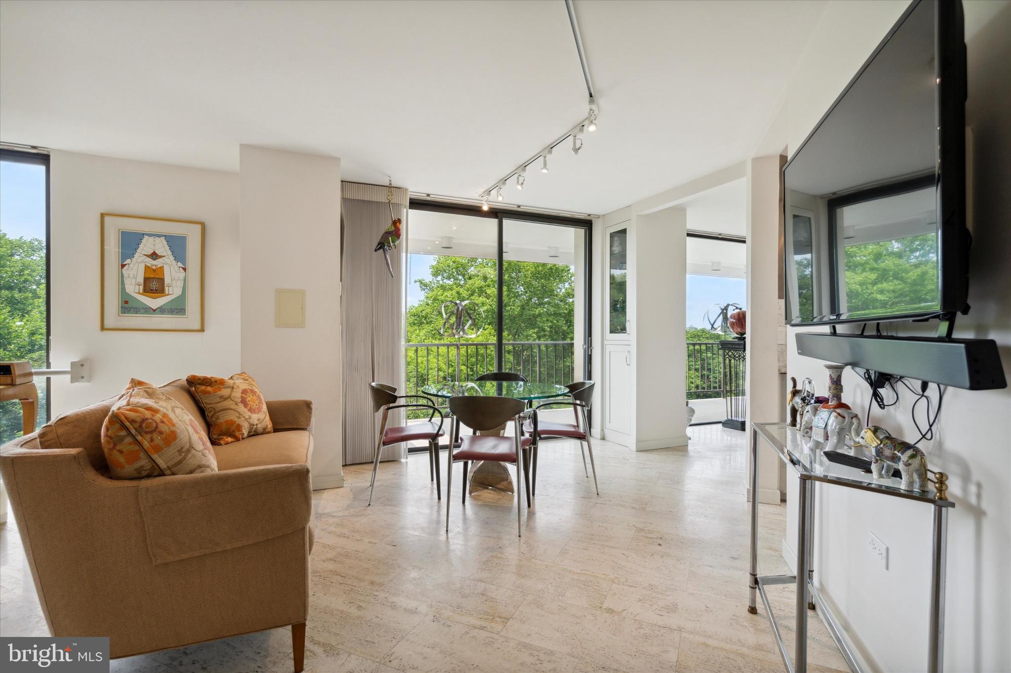 8302 Old York Road, Unit C61 Elkins Park, PA 19027 - Photo 19 of 29 Den