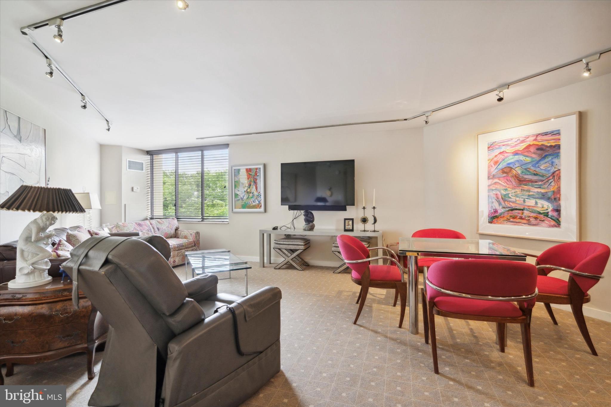 8302 Old York Road, Unit C61 Elkins Park, PA 19027 - Photo 24 of 29 @nd Bedroom