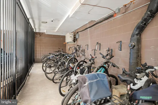 $455,000 | 1510 12th Street North, Unit 303, Arlington, VA 22209