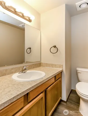 $2,100 | 12123 125th Ave Court East, Puyallup, WA 98374
