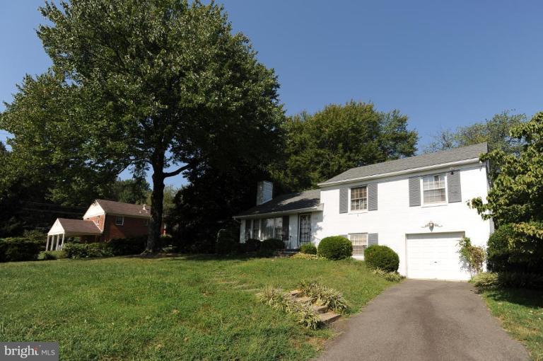 7308 Idylwood Road Falls Church, VA 22043 - Photo 2 of 21 Exterior #2