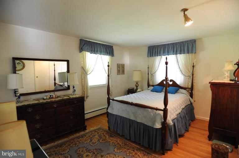 7308 Idylwood Road Falls Church, VA 22043 - Photo 9 of 21 Bedroom #1