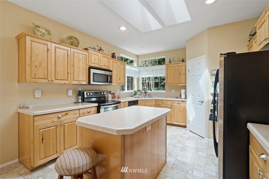 7583 Parker Road Sedro-Woolley, WA 98284 - Photo 14 of 25 Gallery Image 14