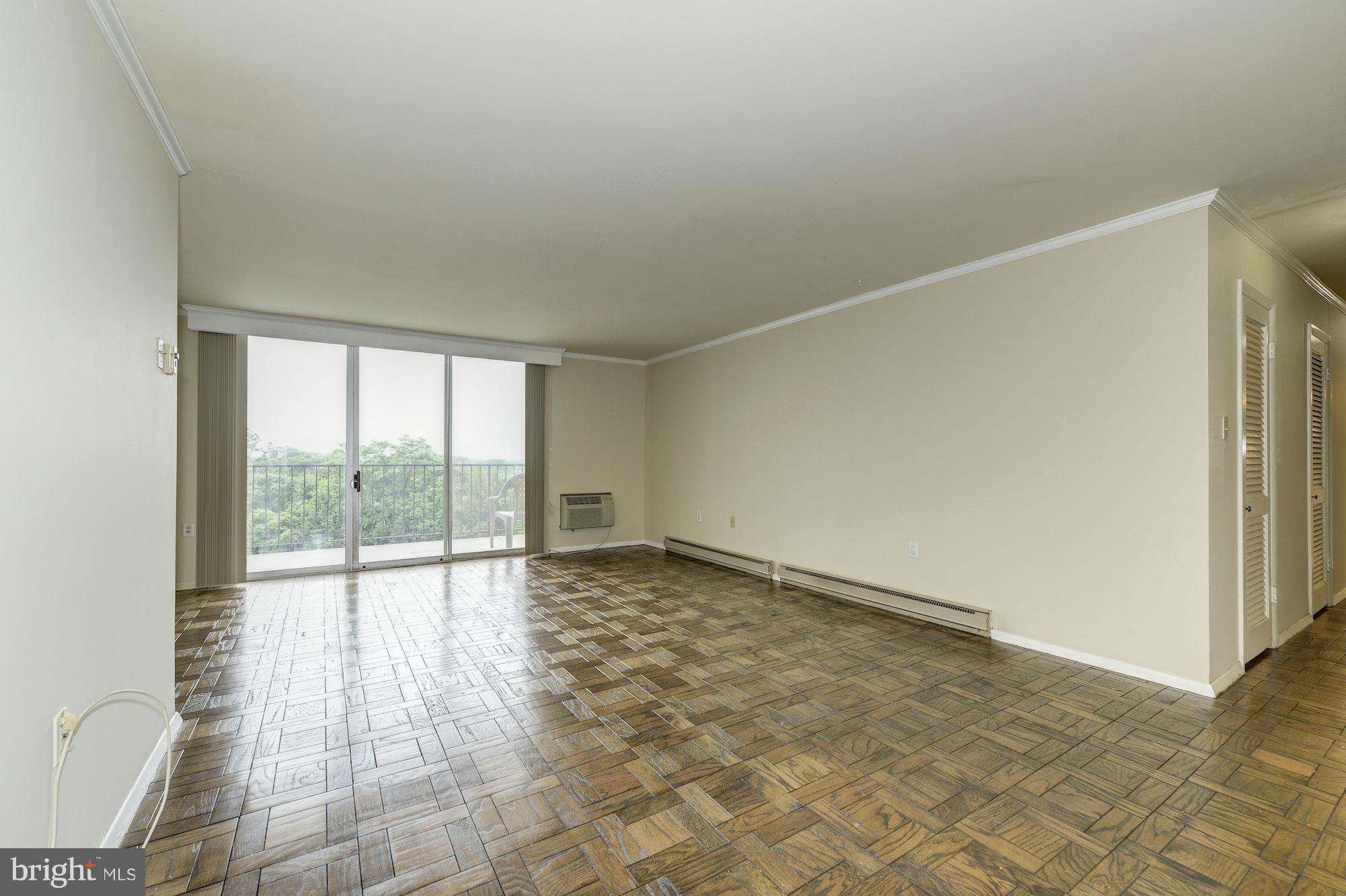 3245 Rio Drive, Unit 702 Falls Church, VA 22041 - Photo 2 of 28 Living Room