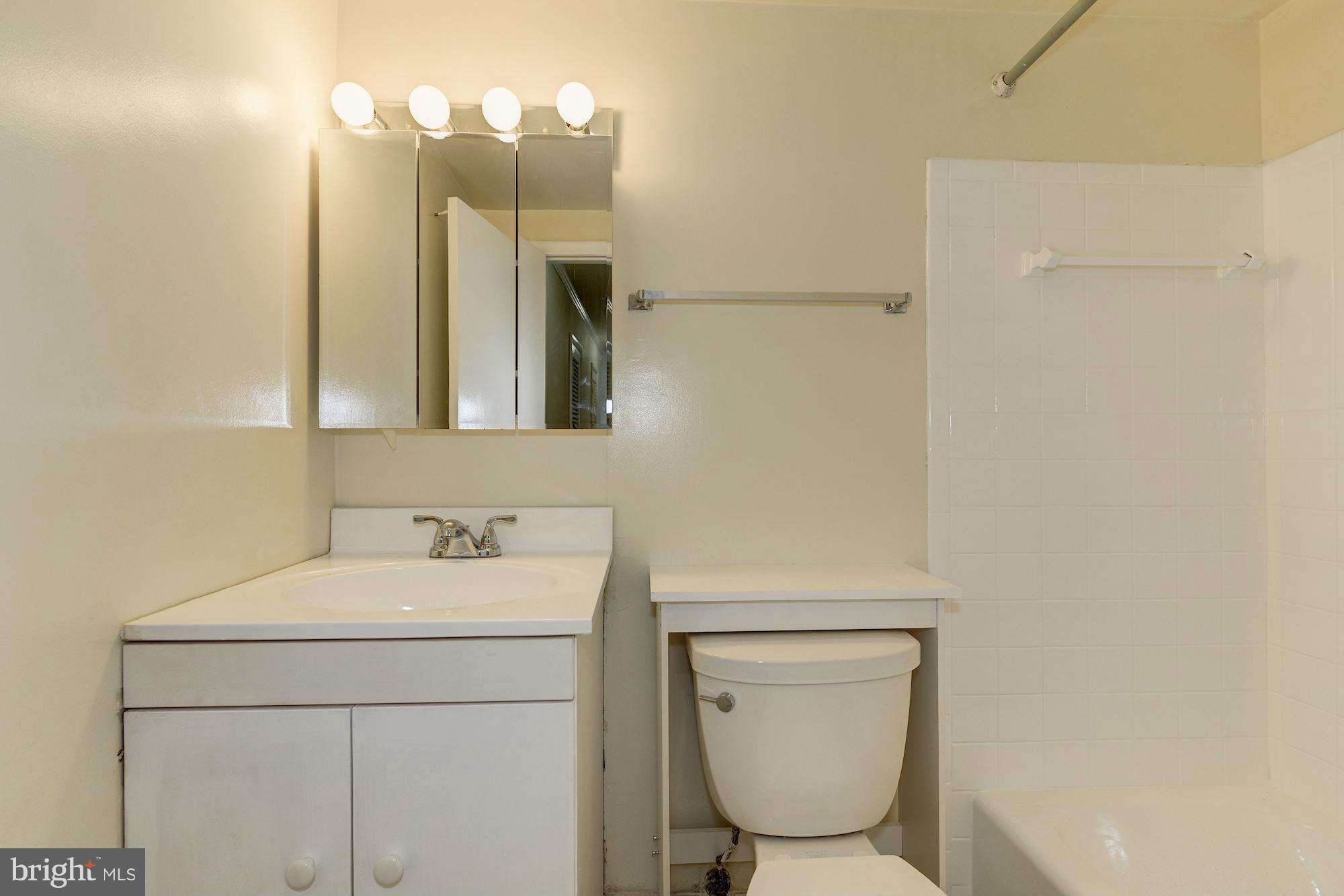 3245 Rio Drive, Unit 702 Falls Church, VA 22041 - Photo 19 of 28 Bath