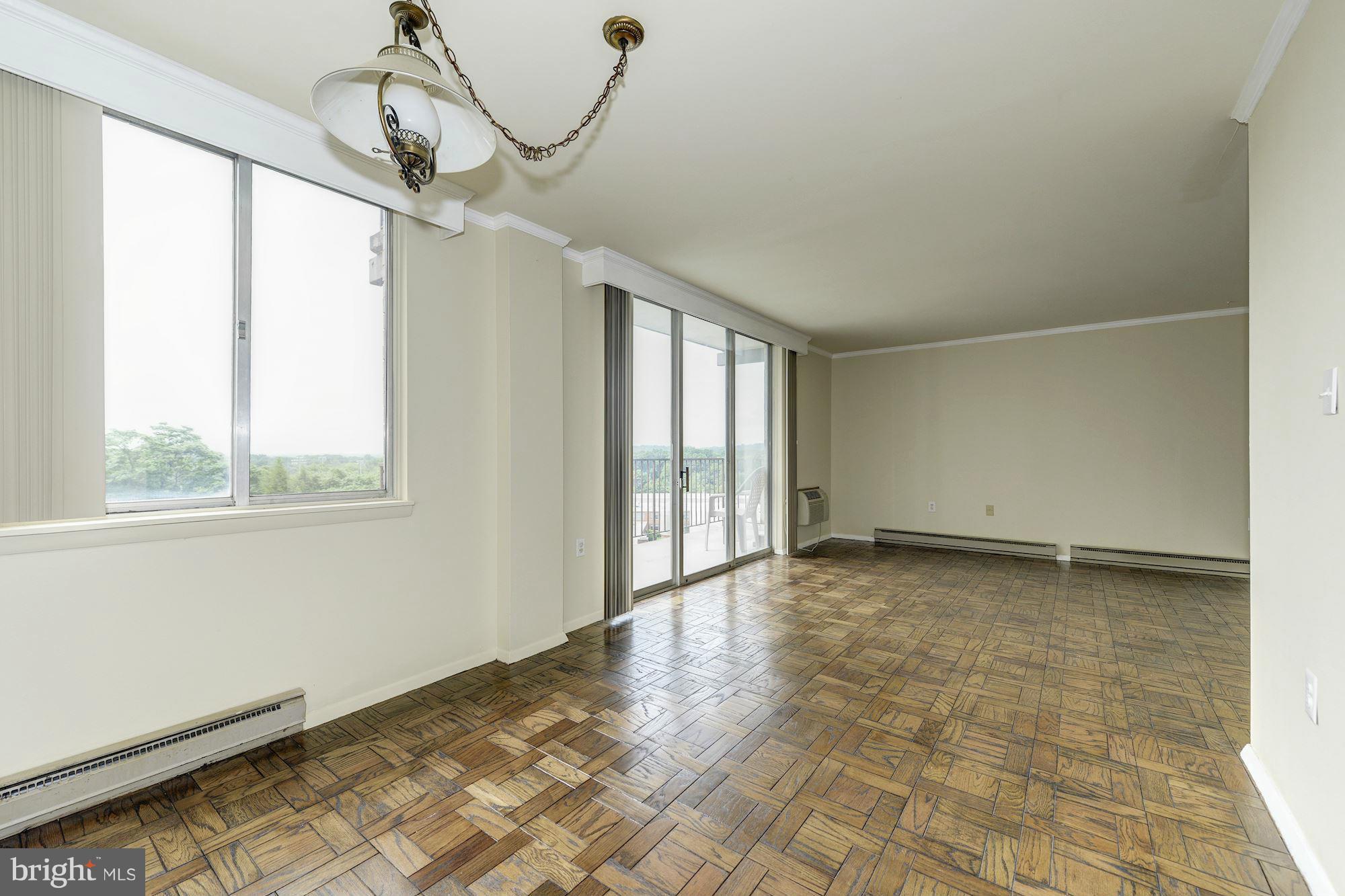 3245 Rio Drive, Unit 702 Falls Church, VA 22041 - Photo 6 of 28 Dining Room