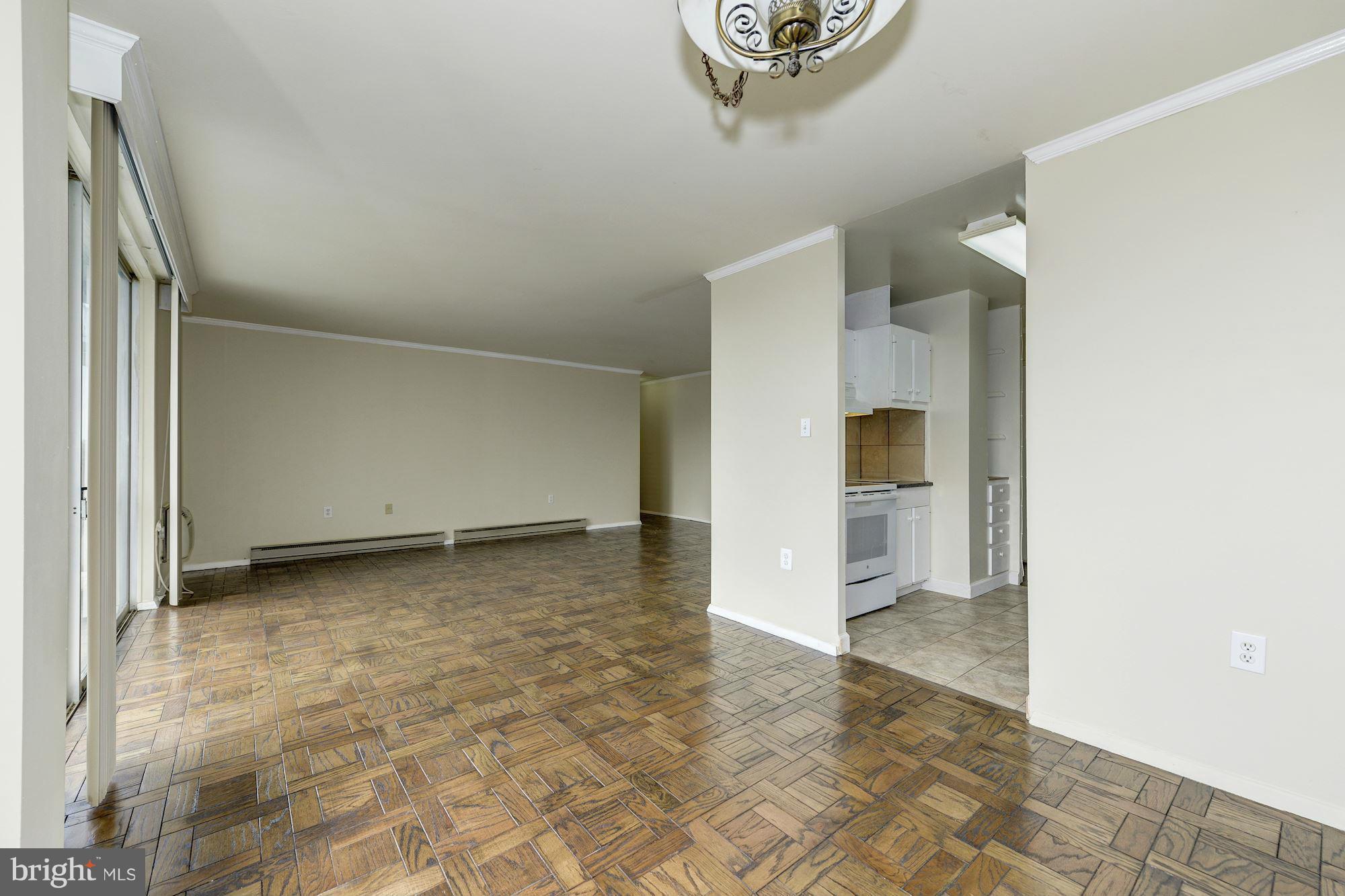 3245 Rio Drive, Unit 702 Falls Church, VA 22041 - Photo 7 of 28 Dining Room