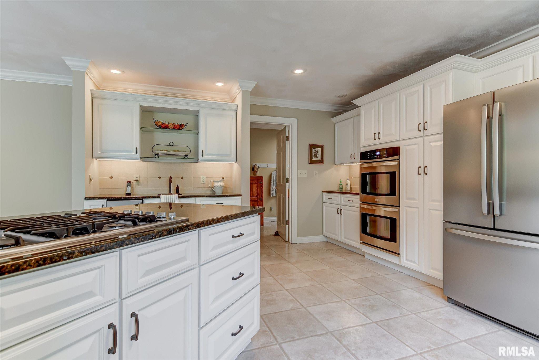 2005 Oak Creek Road Springfield, IL 62704 - Photo 16 of 50 Gallery Image 16