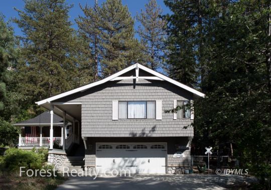 25200 Lodge Road Idyllwild, CA 92549 - Photo 1 of 32 Front of House