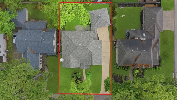 $380,000 | 6626 Gentle Bend Drive, Houston, TX 77069