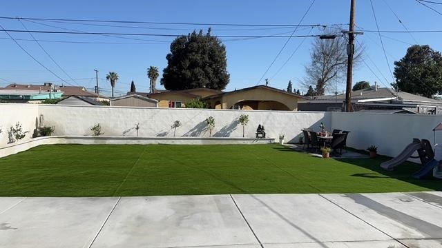 1523 East 126th Street Compton, CA 90222 - Photo 19 of 22 BACK YARD