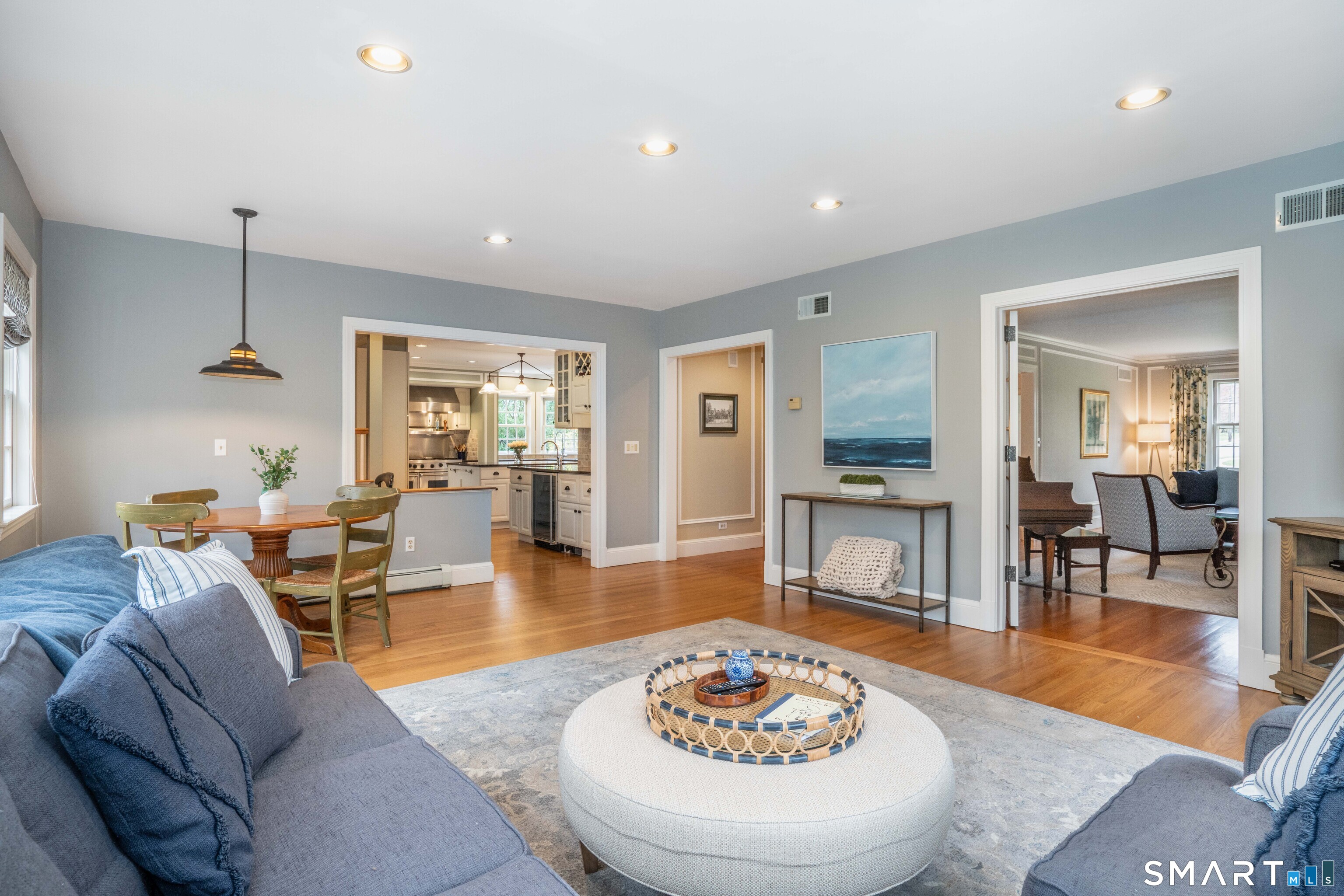 26 Fernwood Road West Hartford, CT 06119 - Photo 17 of 41