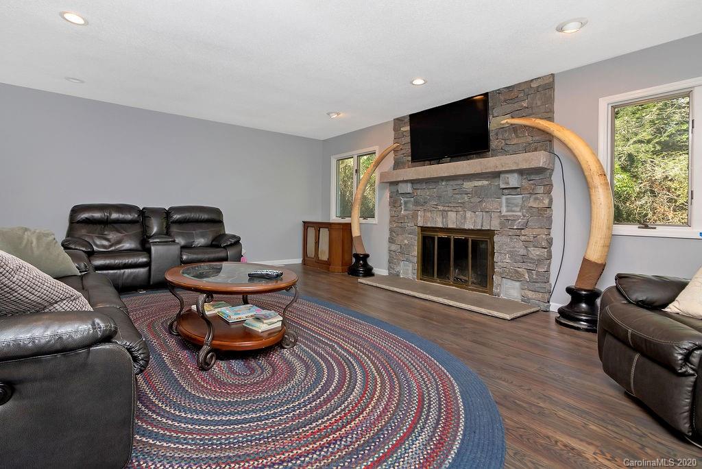 63 Eastview Road Brevard, NC 28712 - Photo 3 of 35 Gallery Image 3