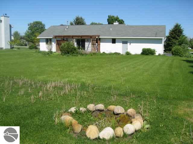 1045 Piccadilly Road Traverse City, MI 49685 - Photo 18 of 18 1722759-17.JPG