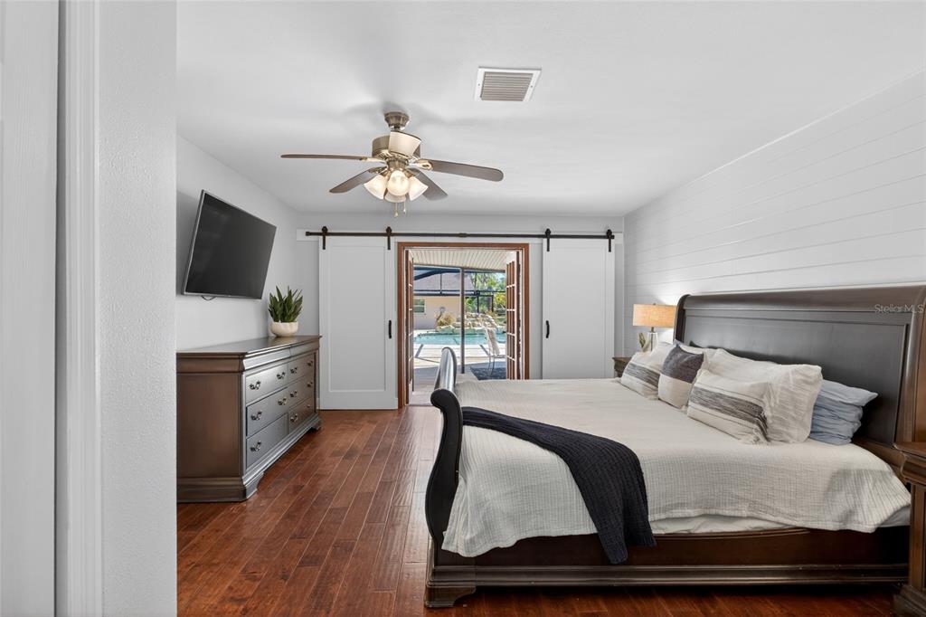 1026 Crystal Lake Road Lutz, FL 33548 - Photo 15 of 86