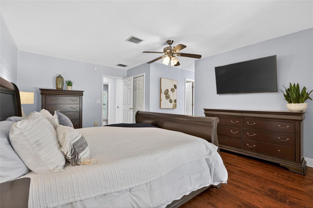 1026 Crystal Lake Road Lutz, FL 33548 - Photo 16 of 86