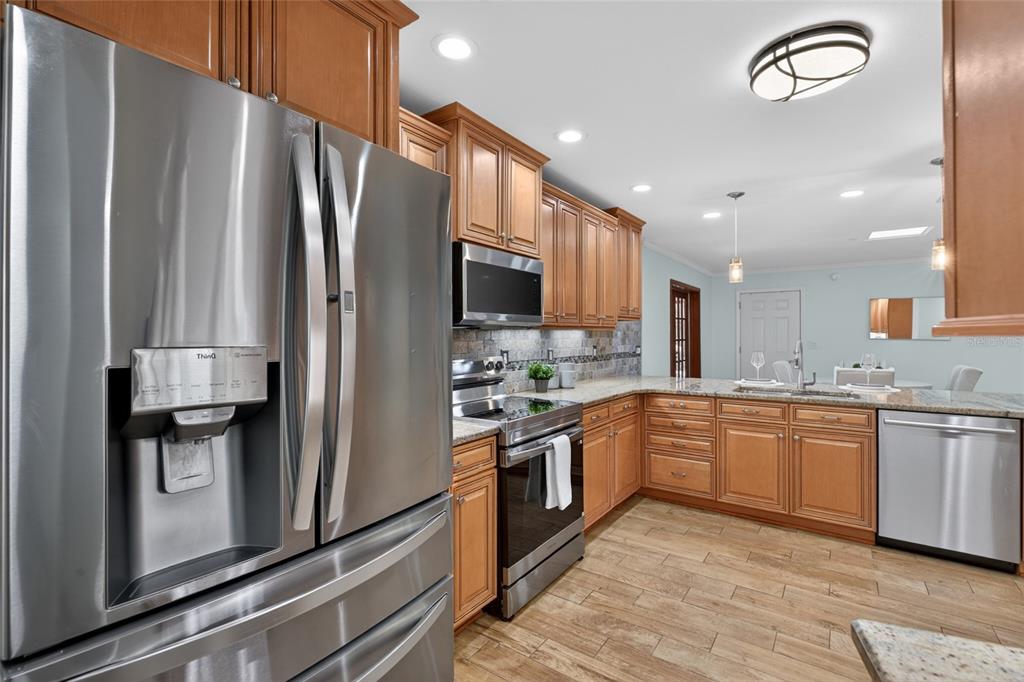 1026 Crystal Lake Road Lutz, FL 33548 - Photo 31 of 86