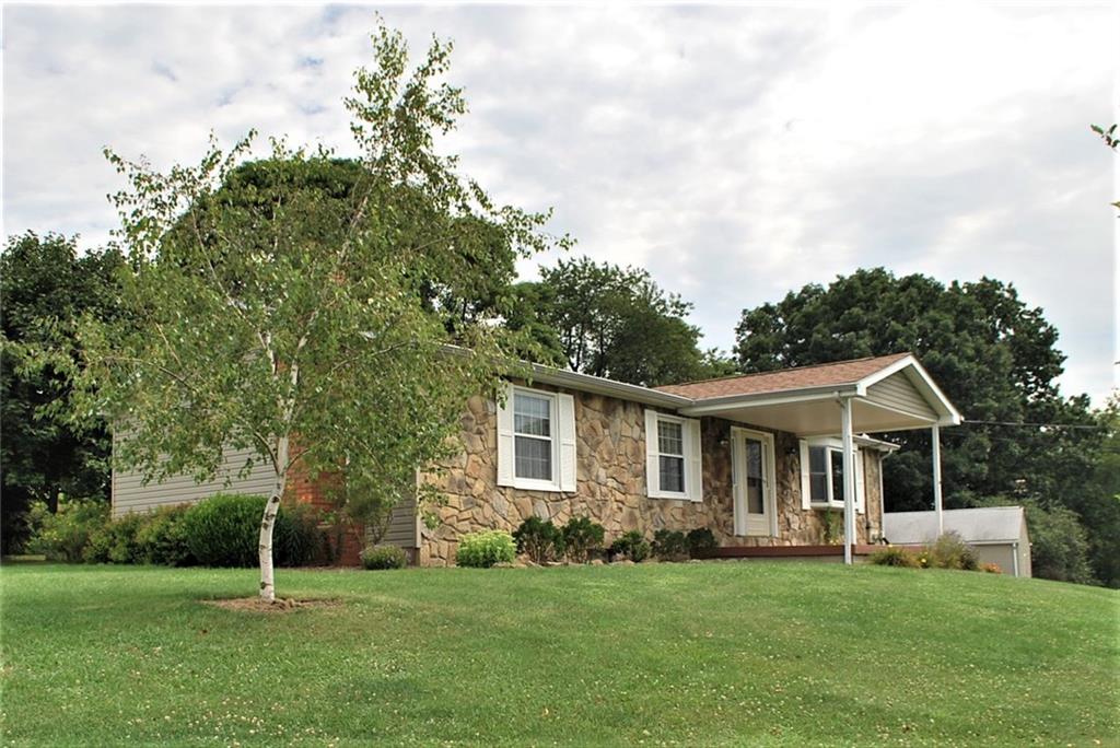 233 Glendale Road Beaver Falls, PA 15010 - Photo 1 of 25 Gallery Image 1