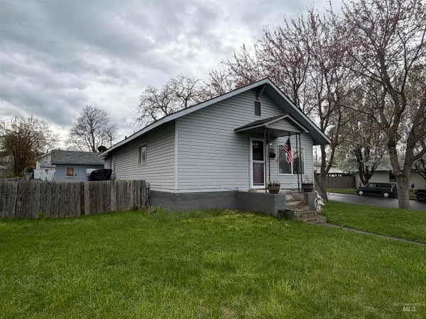 $337,500 | 1602 14th Avenue, Lewiston, ID 83501