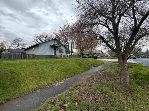 $337,500 | 1602 14th Avenue, Lewiston, ID 83501