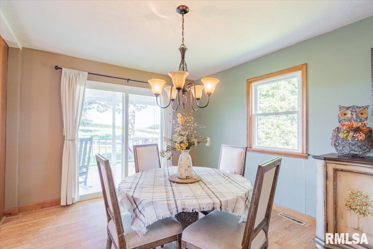 298 Town Hall Road Metamora, IL 61548 - Photo 9 of 54 Gallery Image 9