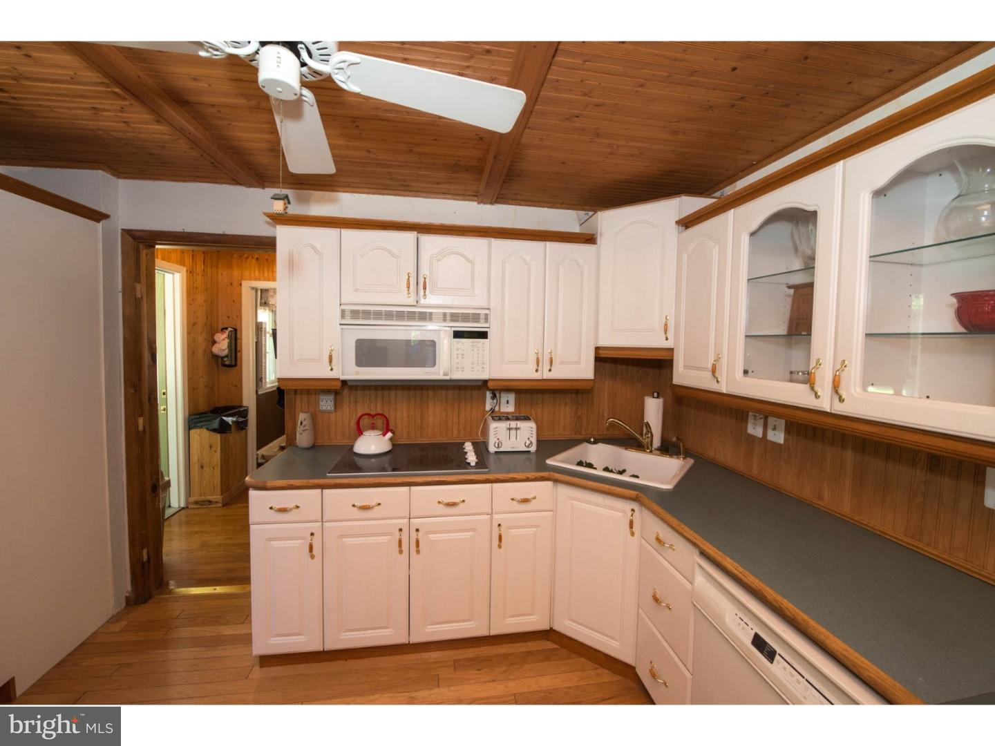 353 New Road Southampton, PA 18966 - Photo 21 of 25 Gallery Image 21