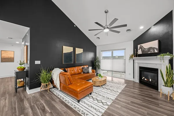 $275,000 | 3043 Shanes Way, Unit 3043, Bettendorf, IA 52722