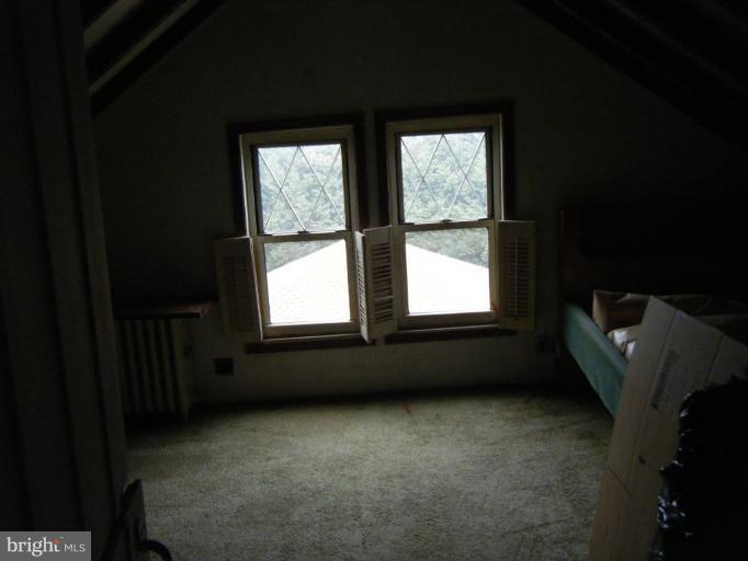 208 West Maple Road Linthicum Heights, MD 21090 - Photo 14 of 19 a living room with windows
