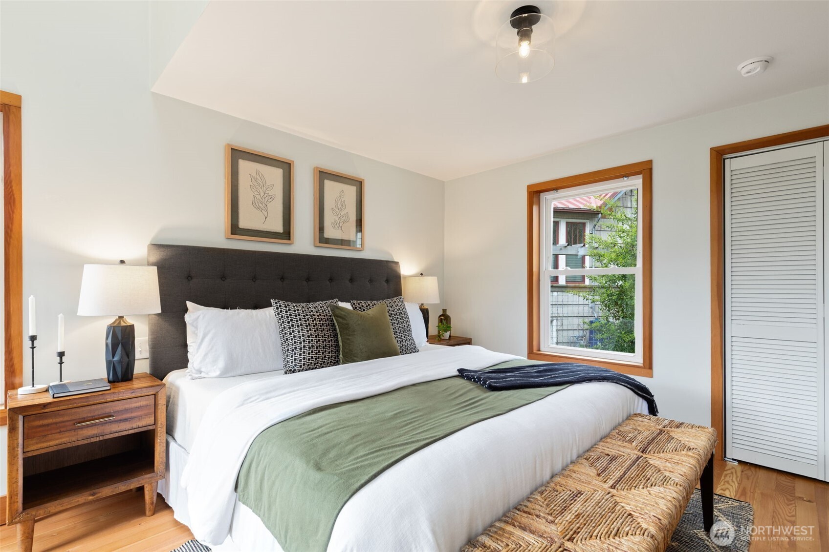 717 North 73rd Street Seattle, WA 98103 - Photo 19 of 35