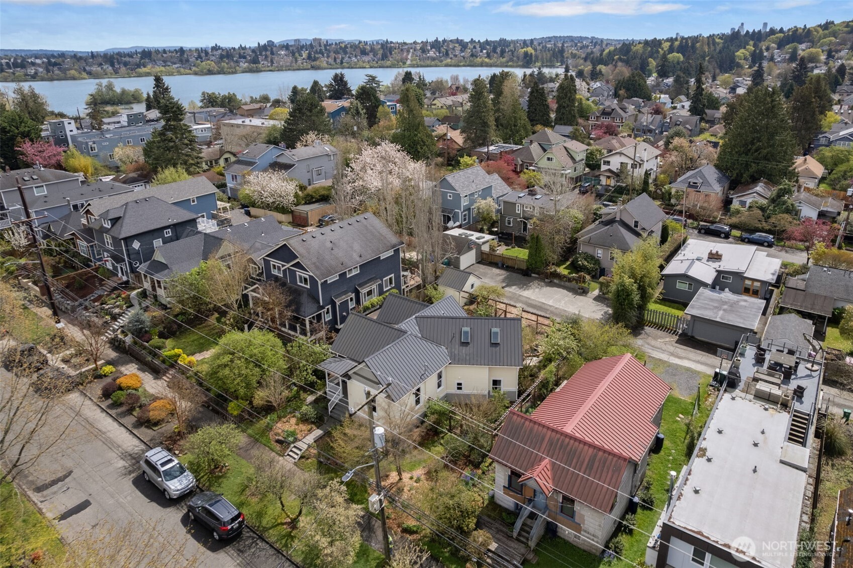 717 North 73rd Street Seattle, WA 98103 - Photo 31 of 35