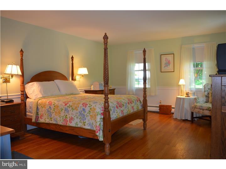 577 Gregory Lane Devon, PA 19333 - Photo 11 of 21 Gallery Image 11