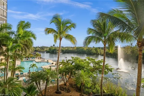 $430,000 | 14380 Riva Del Lago Drive, Unit 802, Fort Myers, FL 33907