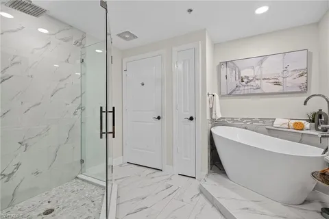 $430,000 | 14380 Riva Del Lago Drive, Unit 802, Fort Myers, FL 33907