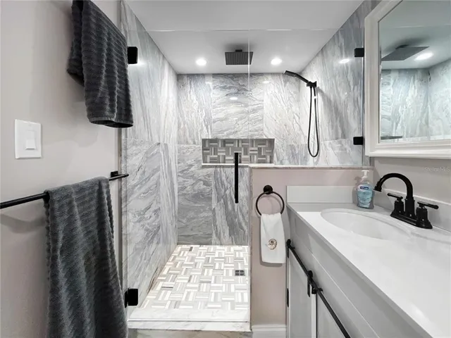 $379,900 | 11440 Harbor Way, Unit 5013, Largo, FL 33774