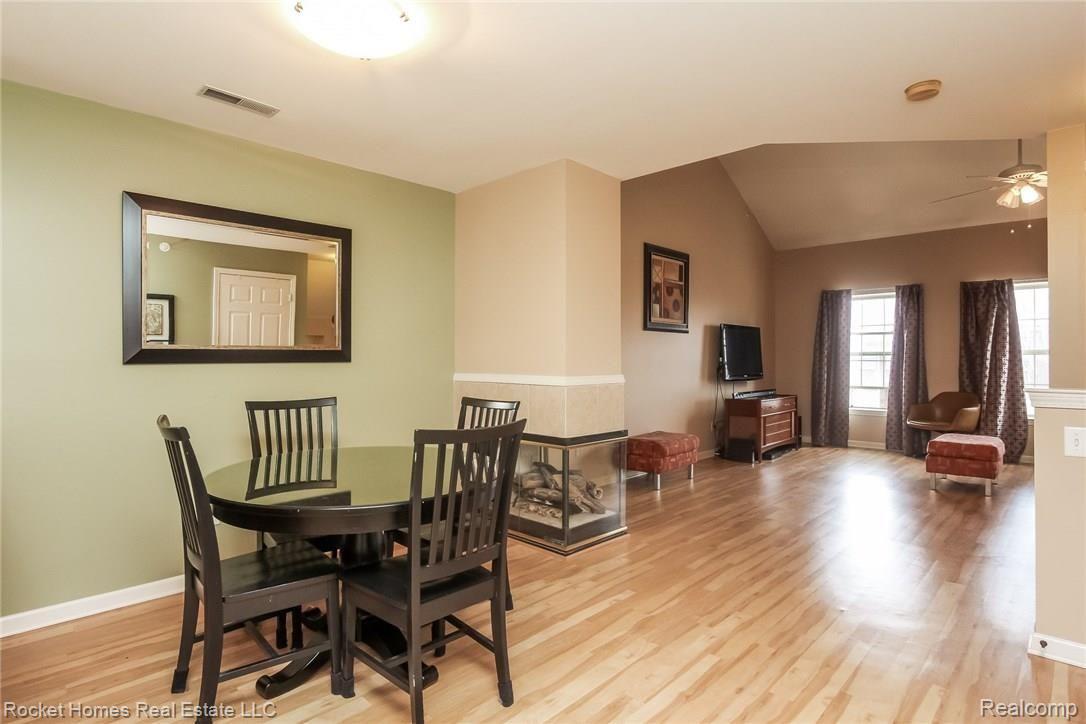 4305 Schaefer Road Dearborn, MI 48126 - Photo 9 of 27 009-Dining_Room-5647410-medium.jpg