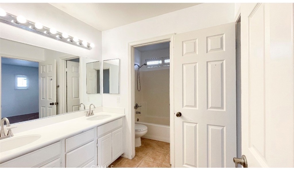 31298 Red Bridge Road Murrieta, CA 92563 - Photo 7 of 25