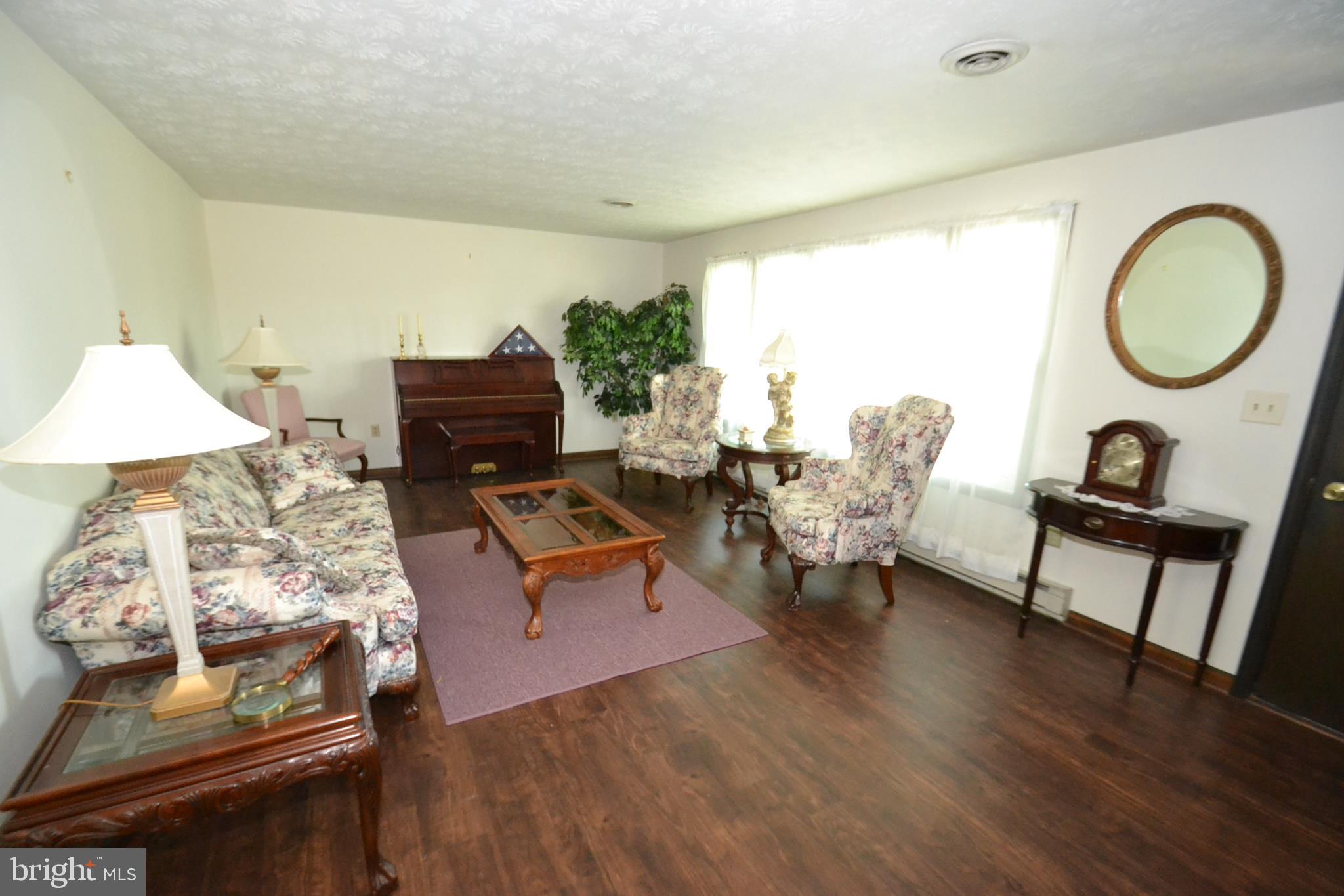 1846 Rasp Road Carlisle, PA 17013 - Photo 4 of 32 Gallery Image 4