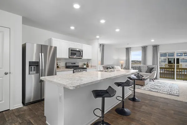 $329,990 | 884 Briar Gln Court, Hampshire, IL 60140