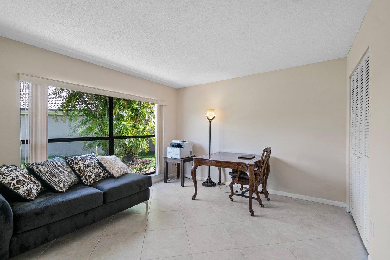 11165 Highland Circle Boca Raton, FL 33428 - Photo 14 of 40 007-11165HighlandCircle-BocaRaton-FL-334
