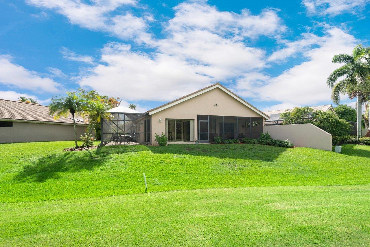 11165 Highland Circle Boca Raton, FL 33428 - Photo 23 of 40 025-11165HighlandCircle-BocaRaton-FL-334