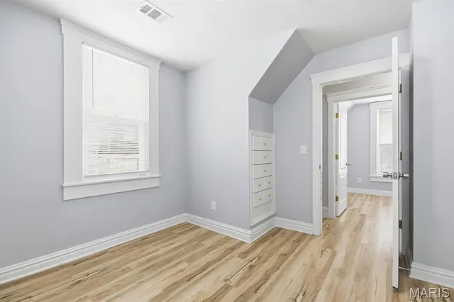 $2,400 | 7148 Kensington Avenue, St. Louis, MO 63143