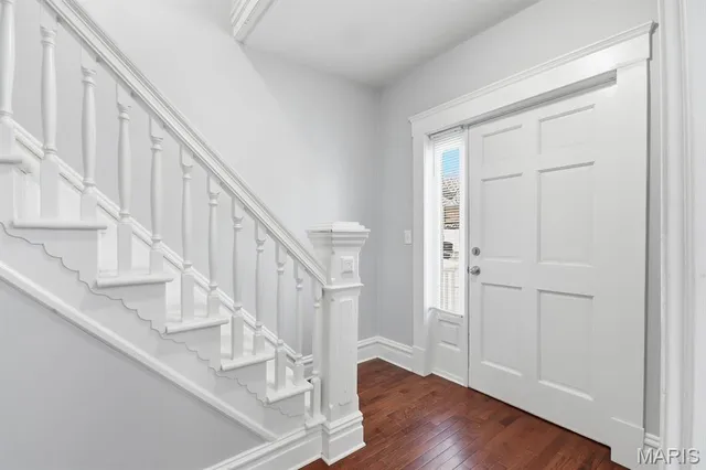 $2,400 | 7148 Kensington Avenue, St. Louis, MO 63143