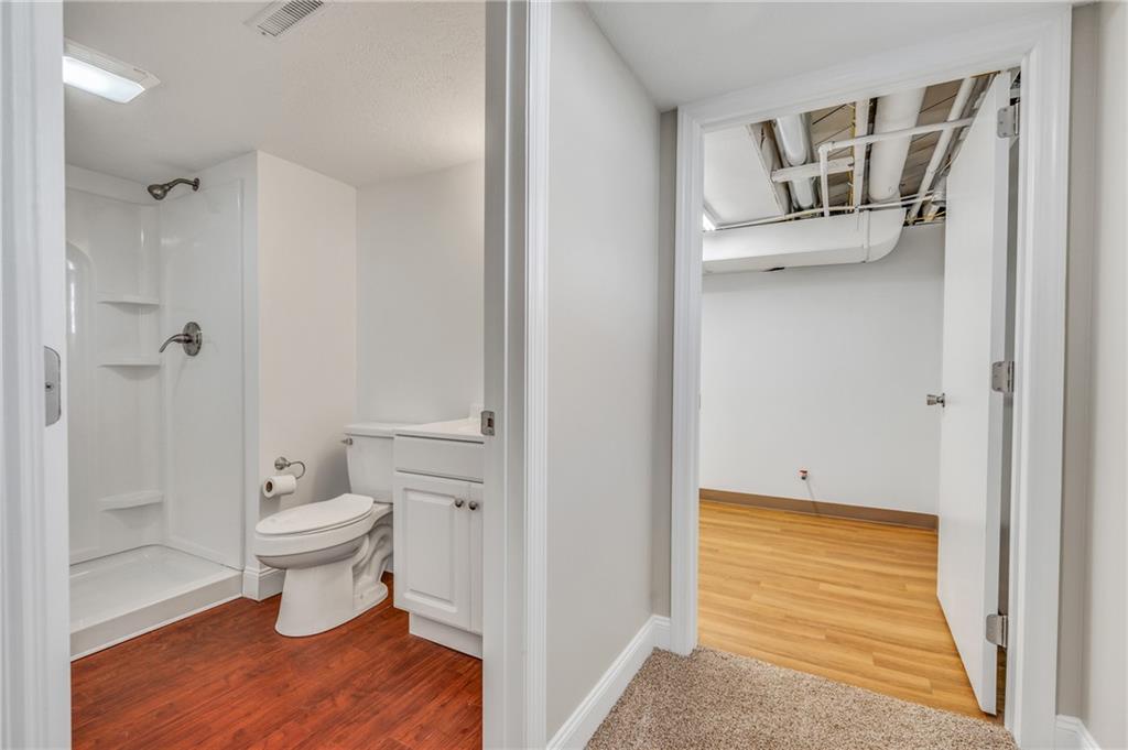 141 Tilford Road Pittsburgh, PA 15235 - Photo 17 of 25 Gallery Image 17