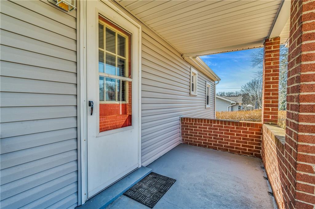 141 Tilford Road Pittsburgh, PA 15235 - Photo 21 of 25 Gallery Image 21
